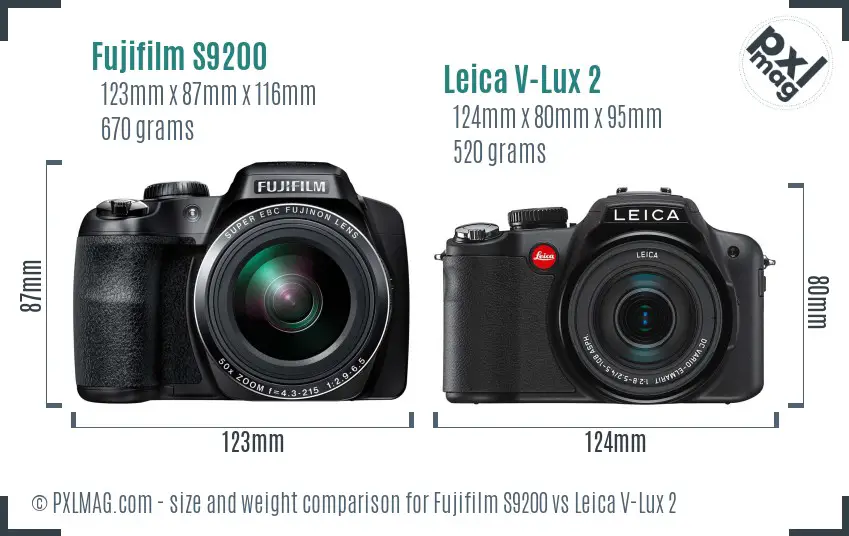 Fujifilm S9200 vs Leica V-Lux 2 size comparison