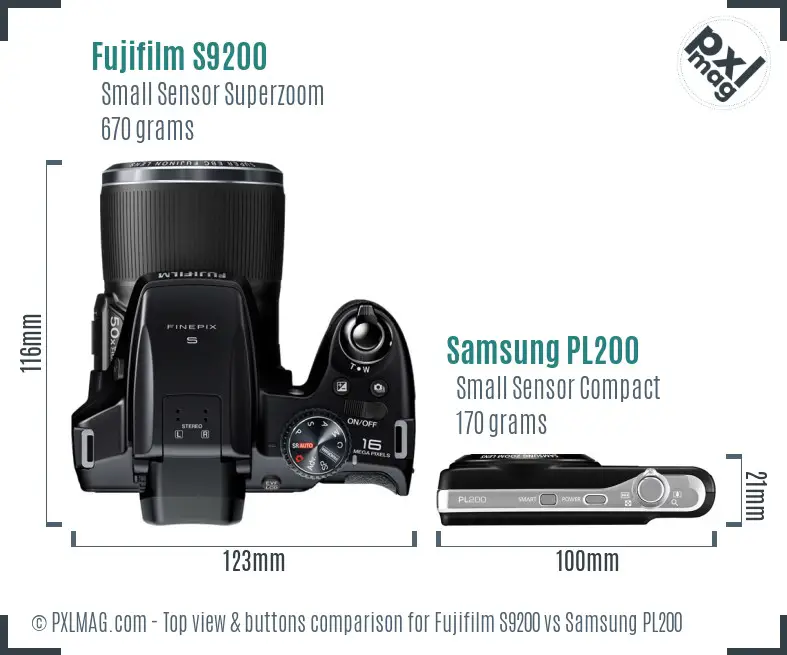 Fujifilm S9200 vs Samsung PL200 top view buttons comparison Fujifilm S9200 vs Samsung PL200 top view buttons comparison