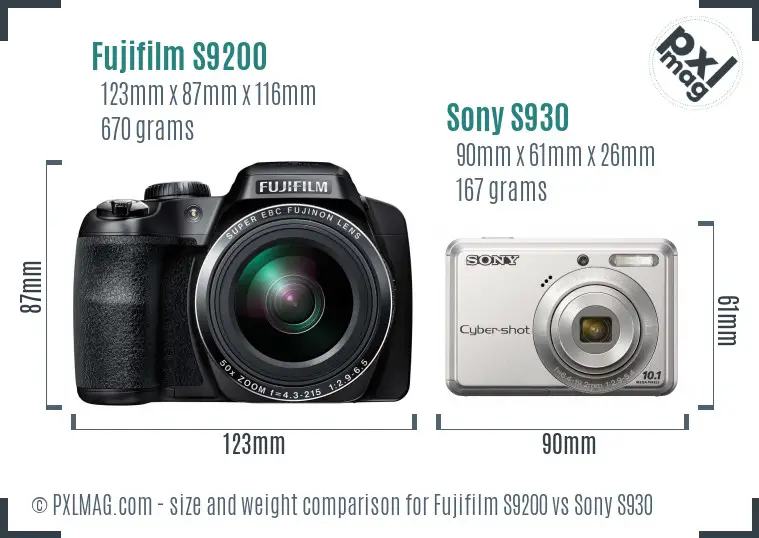 Fujifilm S9200 vs Sony S930 size comparison