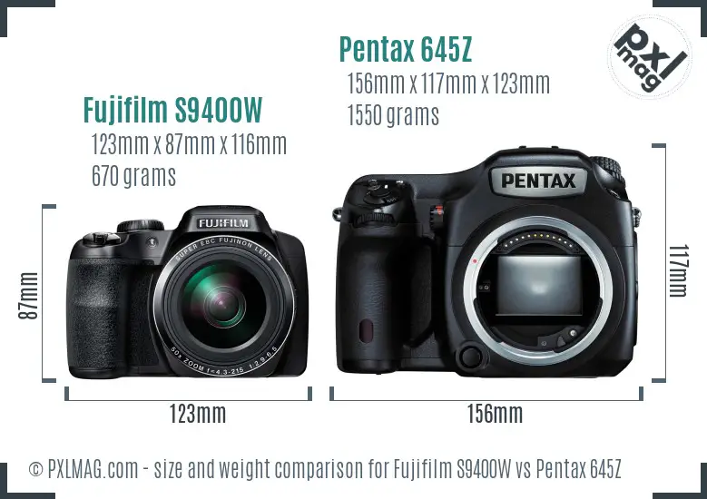 Fujifilm S9400W vs Pentax 645Z size comparison