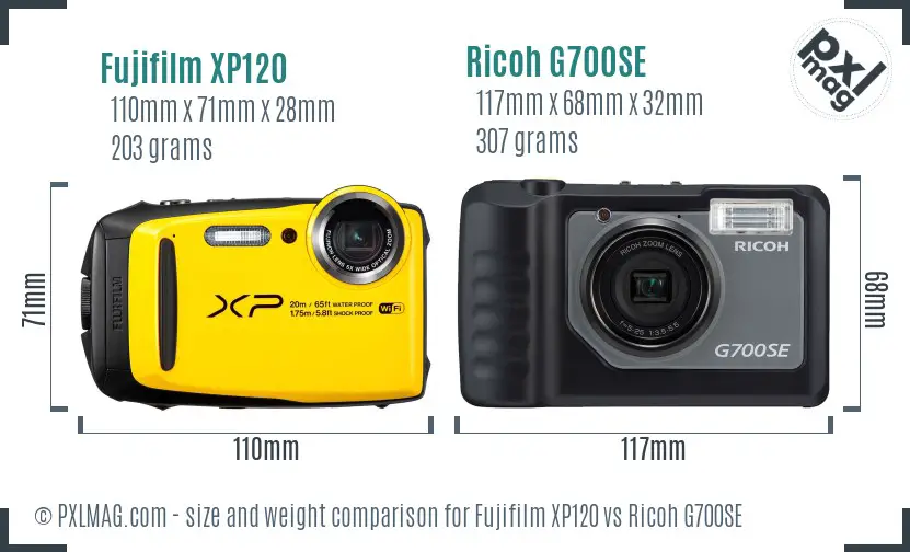 Fujifilm XP120 vs Ricoh G700SE size comparison