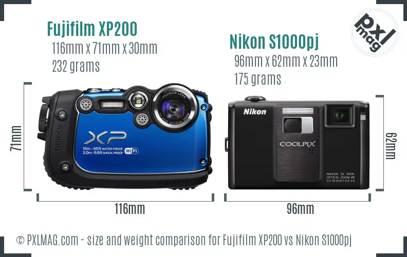 Fujifilm XP200 vs Nikon S1000pj size comparison