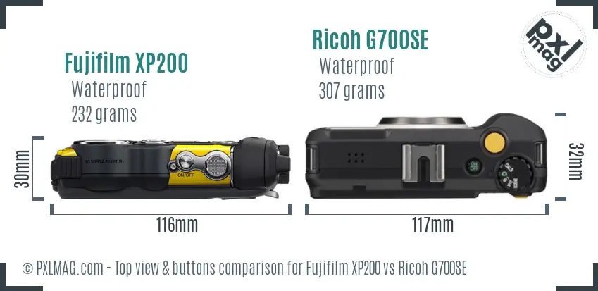 Fujifilm XP200 vs Ricoh G700SE top view buttons comparison