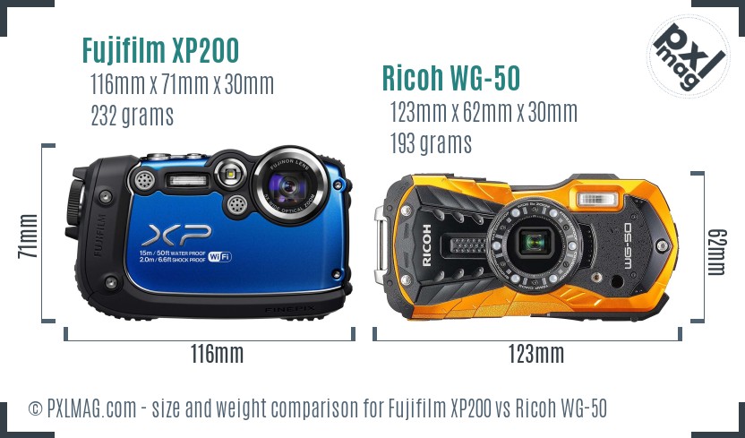 Fujifilm XP200 vs Ricoh WG-50 size comparison