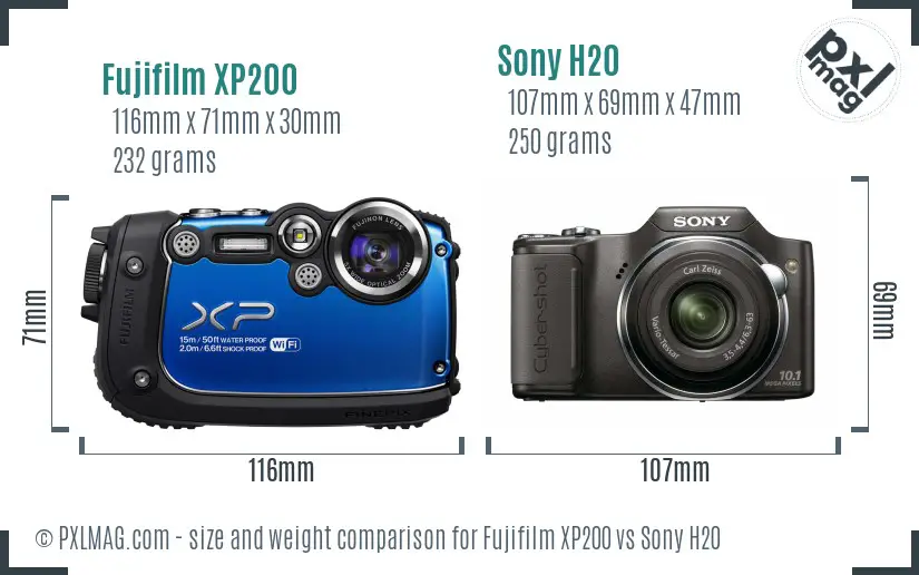 Fujifilm XP200 vs Sony H20 size comparison