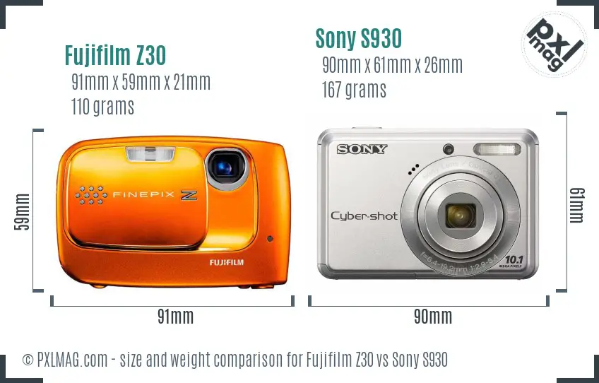 Fujifilm Z30 vs Sony S930 size comparison