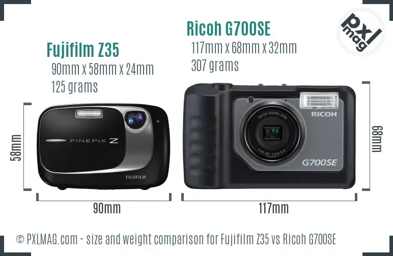 Fujifilm Z35 vs Ricoh G700SE size comparison Fujifilm Z35 vs Ricoh G700SE size comparison
