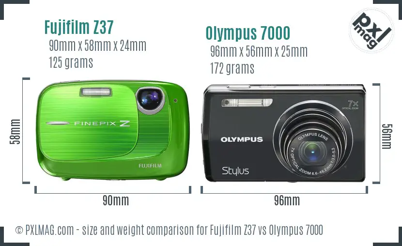 Fujifilm Z37 vs Olympus 7000 size comparison