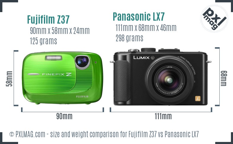 Fujifilm Z37 vs Panasonic LX7 size comparison