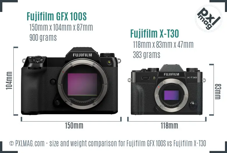 Fujifilm GFX 100S vs Fujifilm X-T30 size comparison