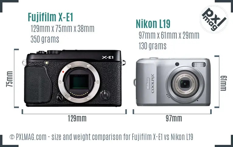 Fujifilm X-E1 vs Nikon L19 size comparison