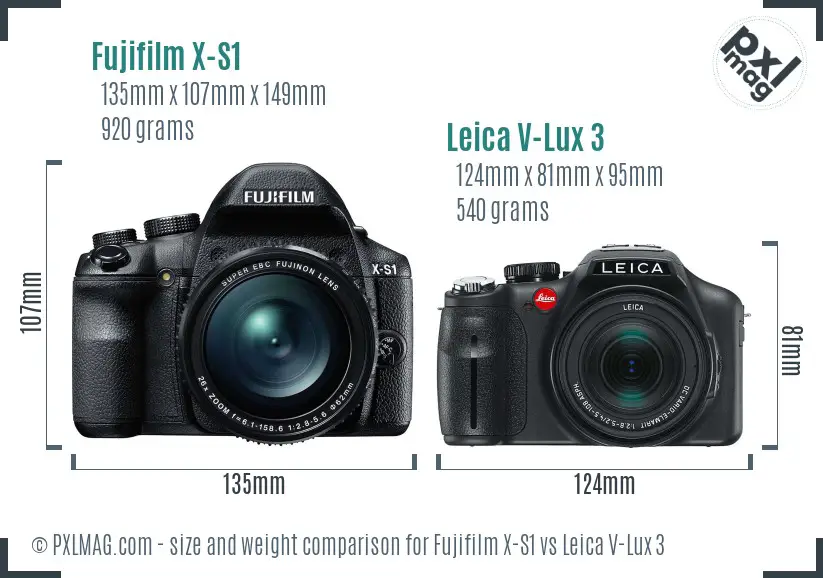 Fujifilm X-S1 vs Leica V-Lux 3 size comparison