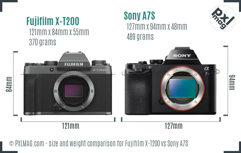 Fujifilm X-T200 vs Sony A7S size comparison