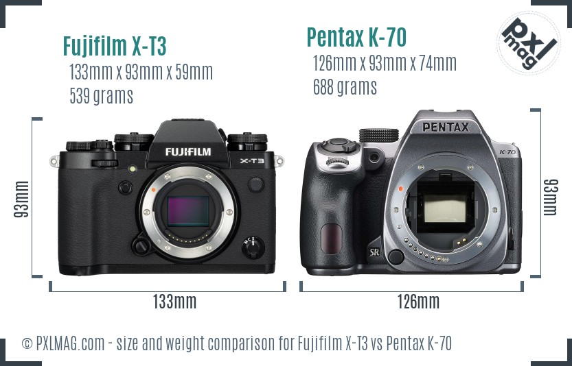 Fujifilm X-T3 vs Pentax K-70 size comparison