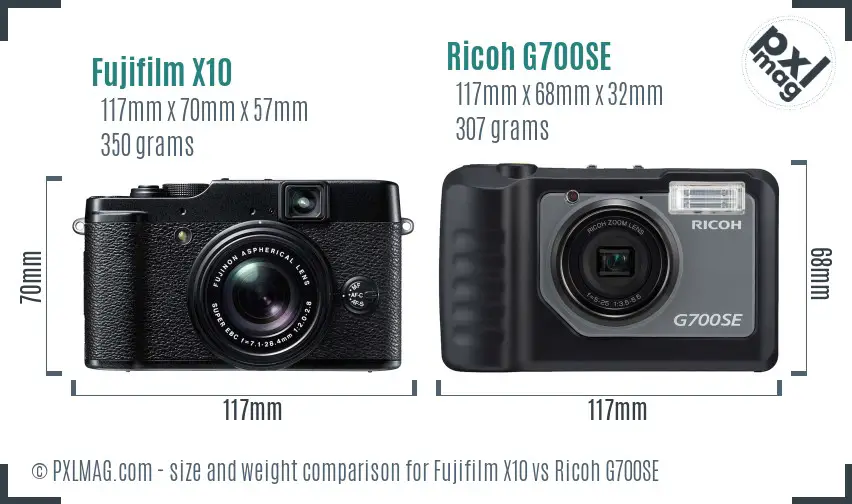 Fujifilm X10 vs Ricoh G700SE size comparison
