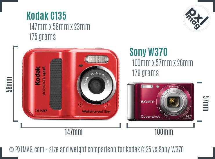 Kodak C135 vs Sony W370 size comparison Kodak C135 vs Sony W370 size comparison