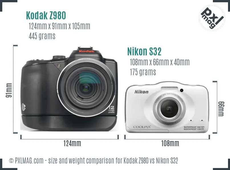 Kodak Z980 vs Nikon S32 size comparison