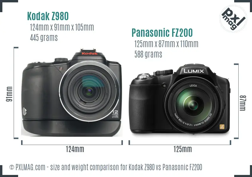 Kodak Z980 vs Panasonic FZ200 size comparison