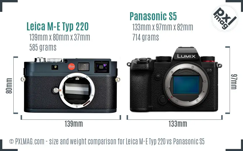 Leica M-E Typ 220 vs Panasonic S5 size comparison