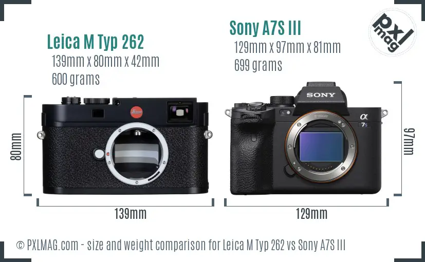 Leica M Typ 262 vs Sony A7S III size comparison