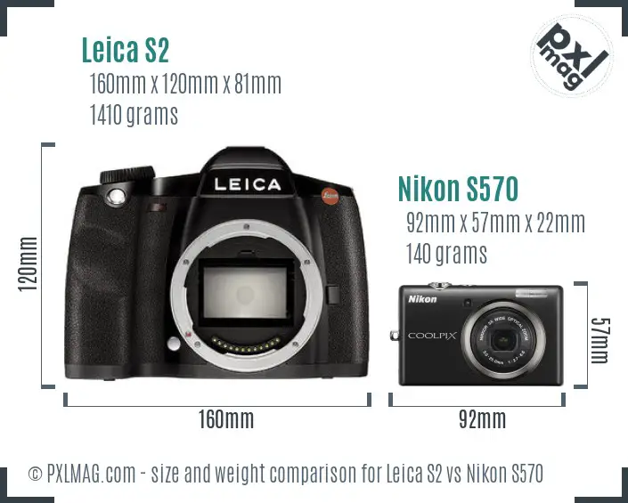 Leica S2 vs Nikon S570 size comparison