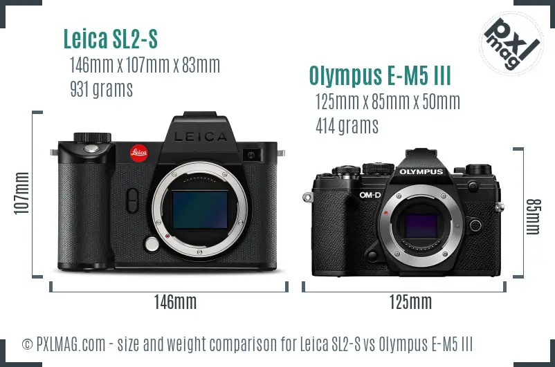 Leica SL2-S vs Olympus E-M5 III size comparison