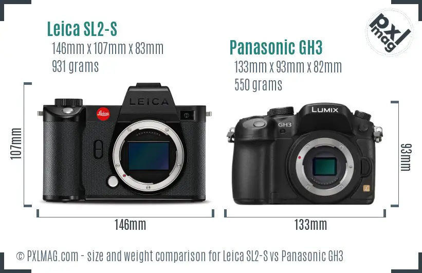 Leica SL2-S vs Panasonic GH3 size comparison