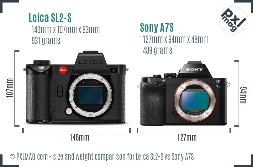 Leica SL2-S vs Sony A7S size comparison