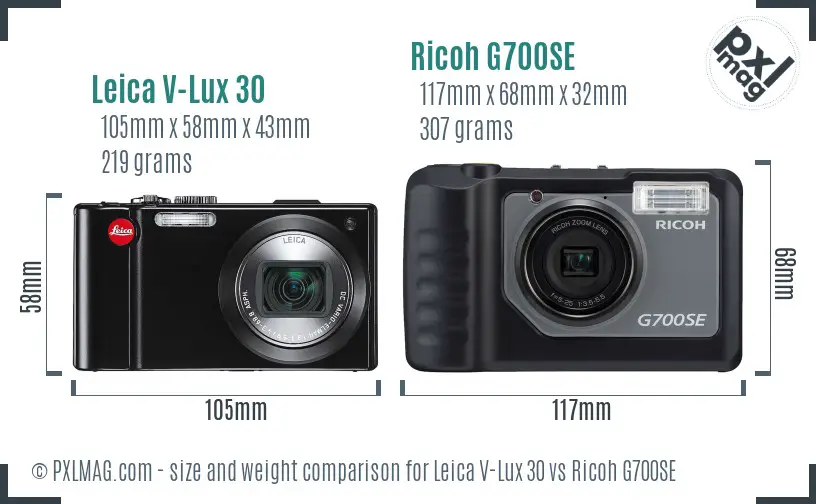 Leica V-Lux 30 vs Ricoh G700SE size comparison