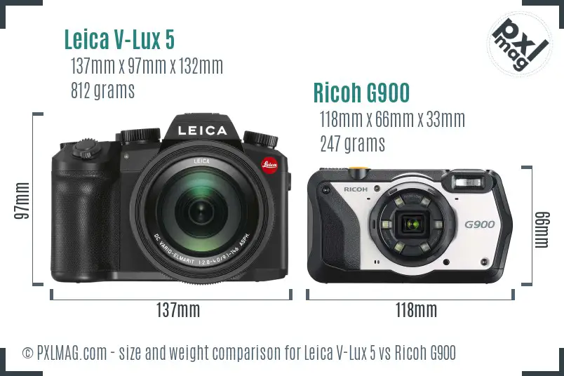 Leica V-Lux 5 vs Ricoh G900 size comparison