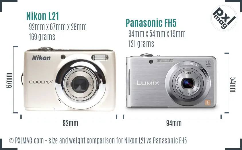 Nikon L21 vs Panasonic FH5 size comparison