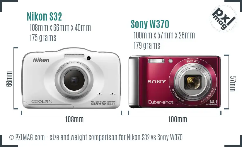 Nikon S32 vs Sony W370 size comparison