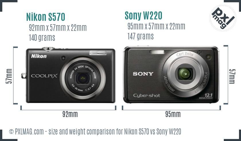 Nikon S570 vs Sony W220 size comparison