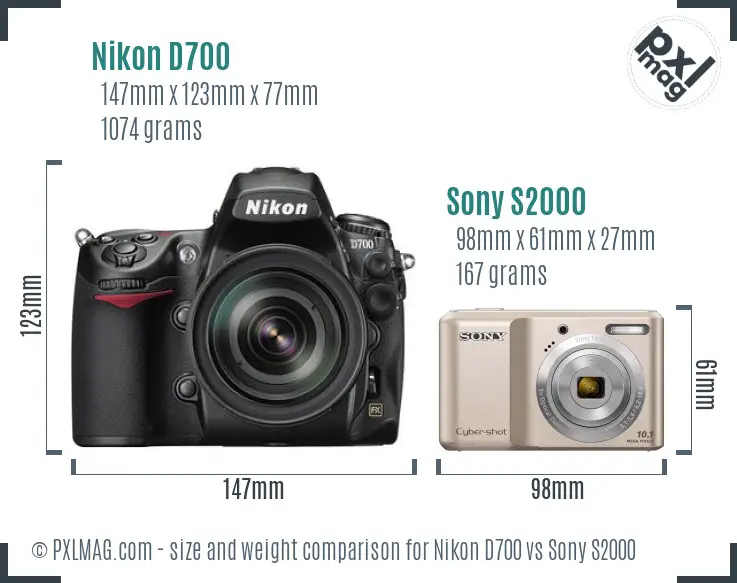 Nikon D700 vs Sony S2000 size comparison