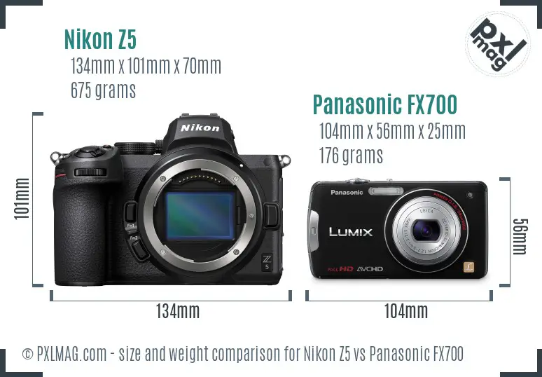 Nikon Z5 vs Panasonic FX700 size comparison