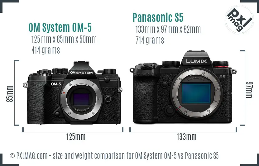 OM System OM-5 vs Panasonic S5 size comparison