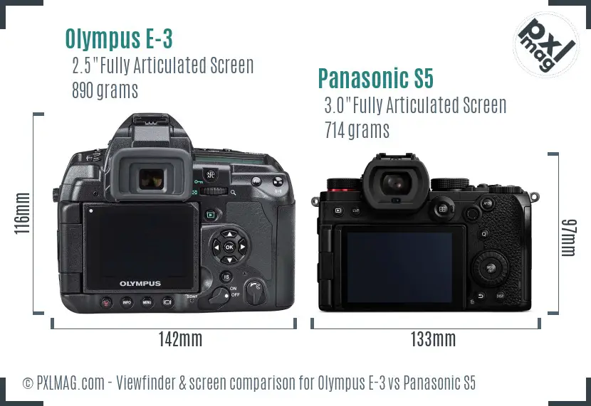 Olympus E-3 vs Panasonic S5 Screen and Viewfinder comparison