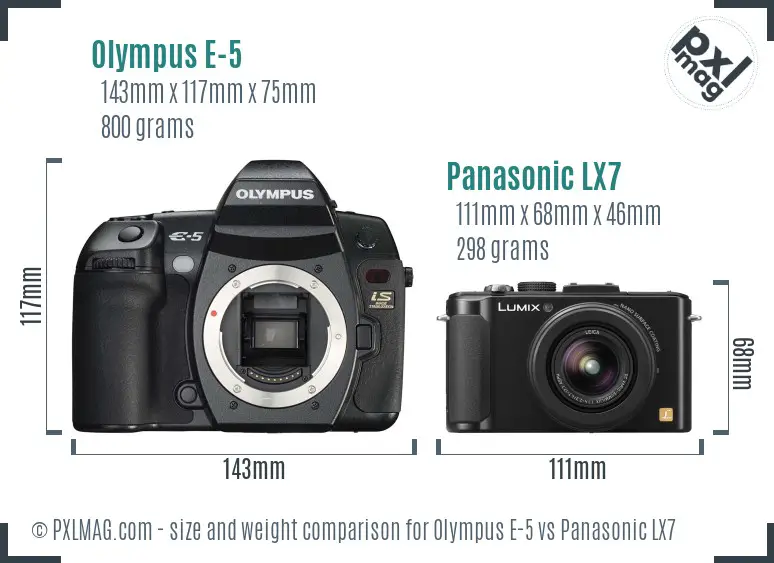 Olympus E-5 vs Panasonic LX7 size comparison