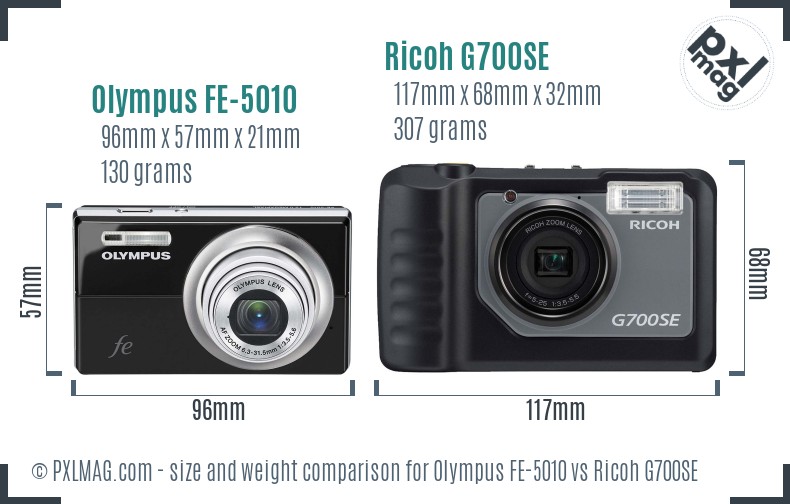 Olympus FE-5010 vs Ricoh G700SE size comparison