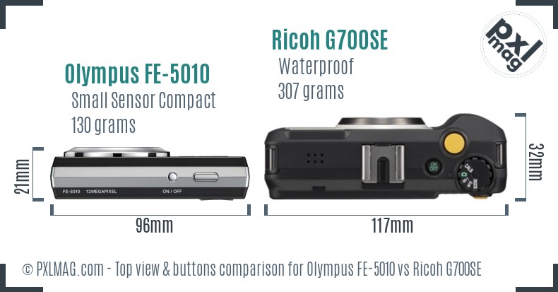 Olympus FE-5010 vs Ricoh G700SE top view buttons comparison