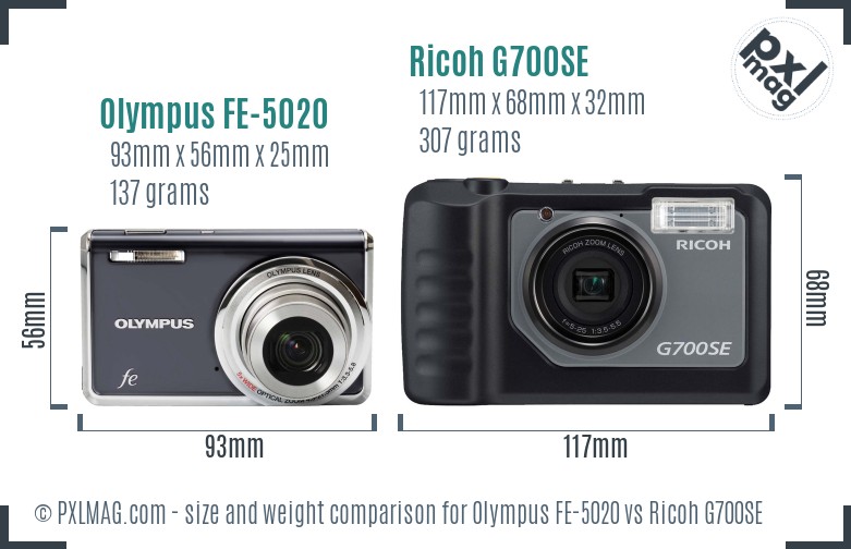 Olympus FE-5020 vs Ricoh G700SE size comparison