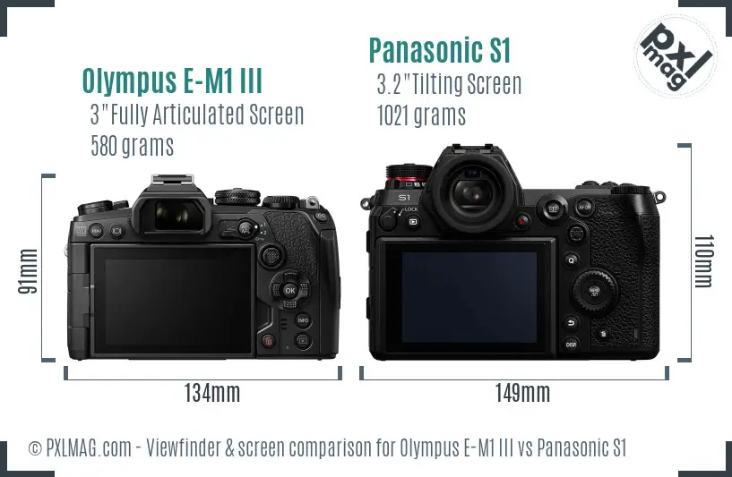 Olympus E-M1 III vs Panasonic S1 Screen and Viewfinder comparison