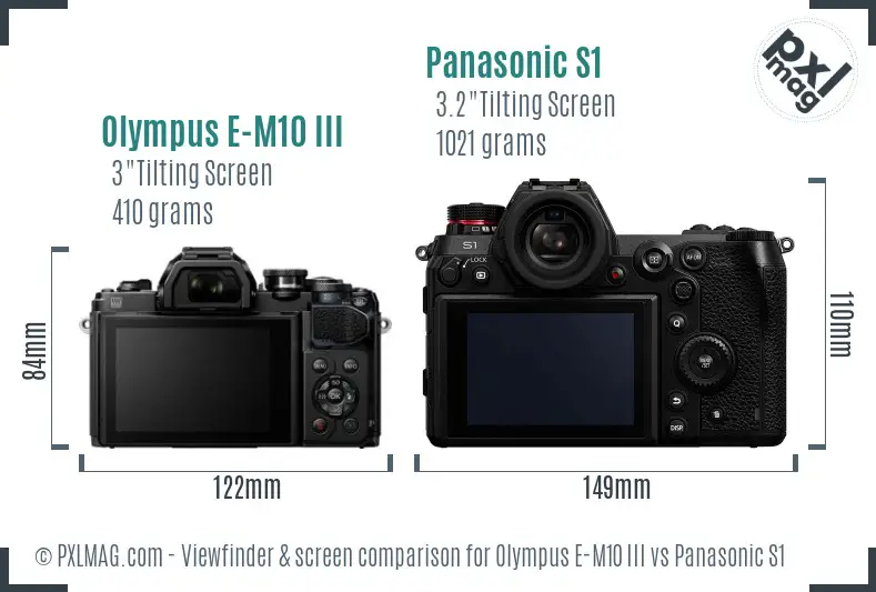 Olympus E-M10 III vs Panasonic S1 Screen and Viewfinder comparison