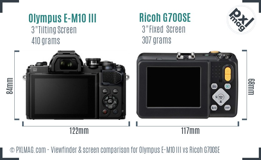 Olympus E-M10 III vs Ricoh G700SE Screen and Viewfinder comparison