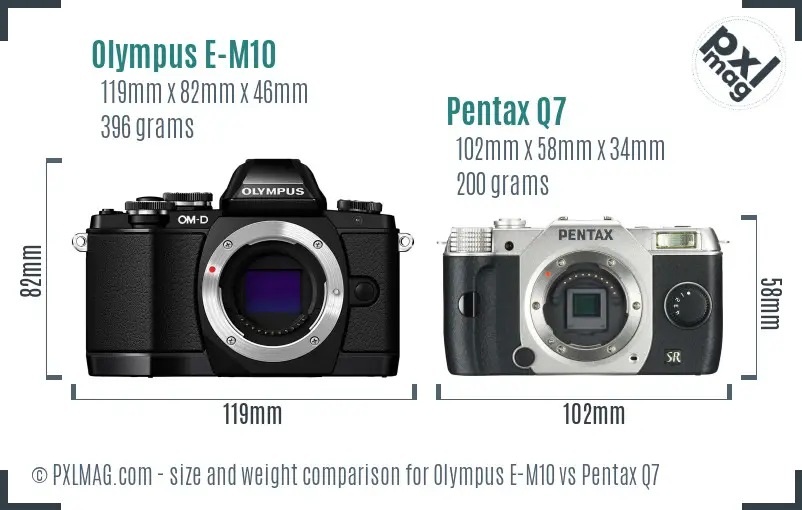 Olympus E-M10 vs Pentax Q7 size comparison