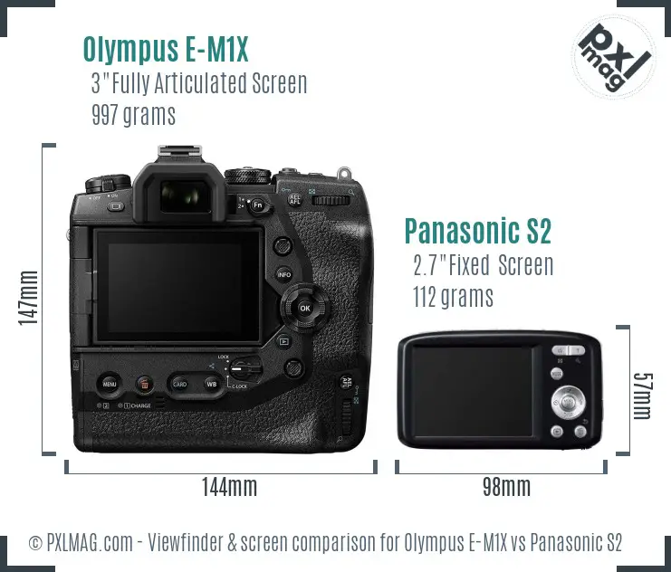 Olympus E-M1X vs Panasonic S2 Screen and Viewfinder comparison