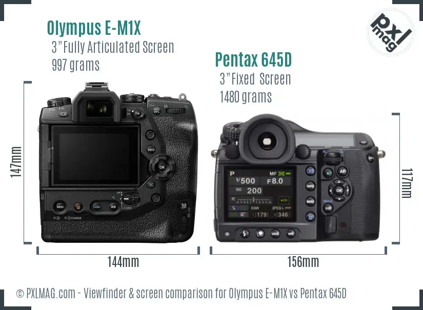 Olympus E-M1X vs Pentax 645D Screen and Viewfinder comparison
