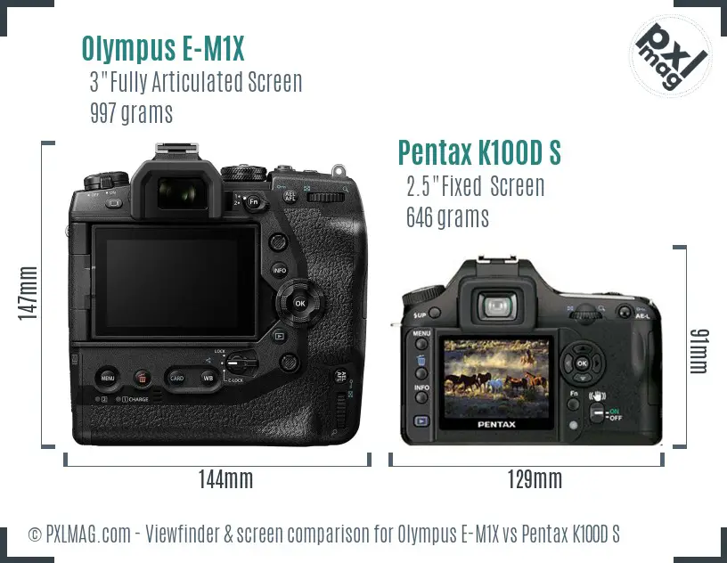 Olympus E-M1X vs Pentax K100D S Screen and Viewfinder comparison