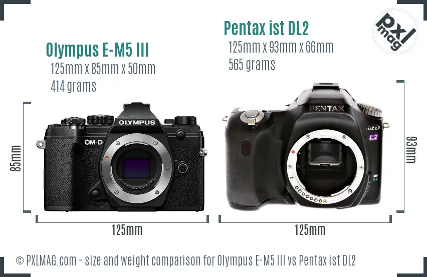 Olympus E-M5 III vs Pentax ist DL2 size comparison
