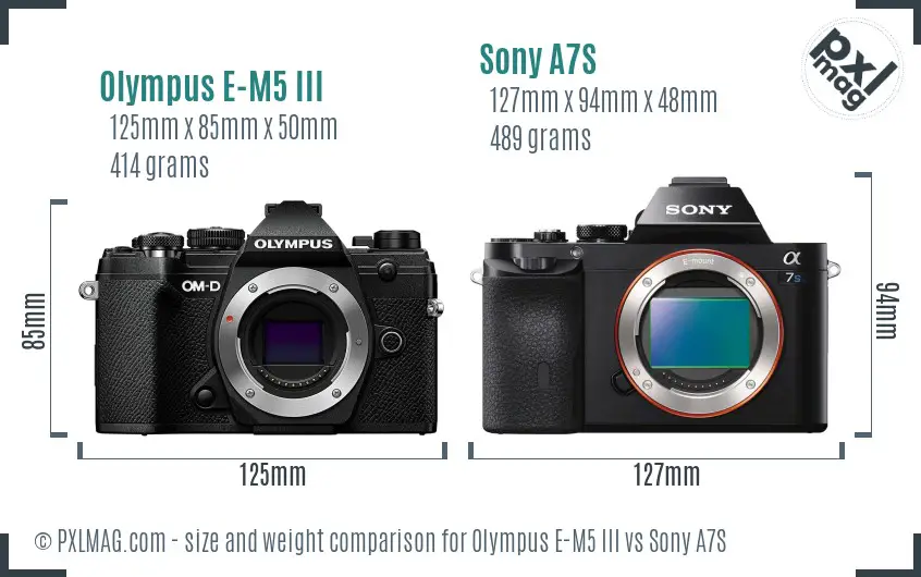 Olympus E-M5 III vs Sony A7S size comparison